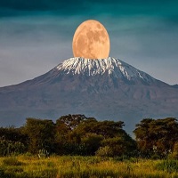 Sunrise at Uhuru Peak